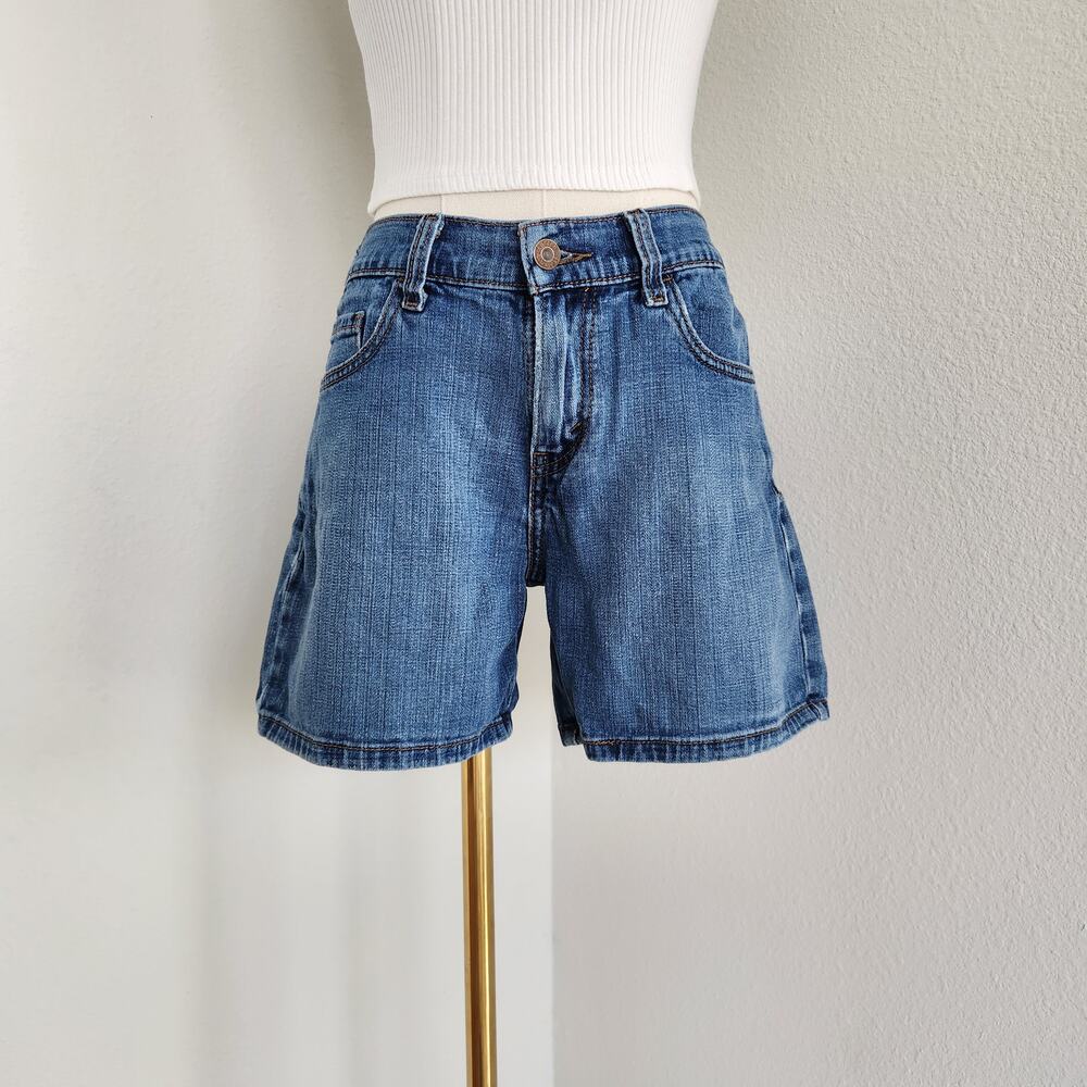 Vintage Y2K Levis 515 Medium Wash Mid Rise Denim Jean Shorts Five Pocket 2 4